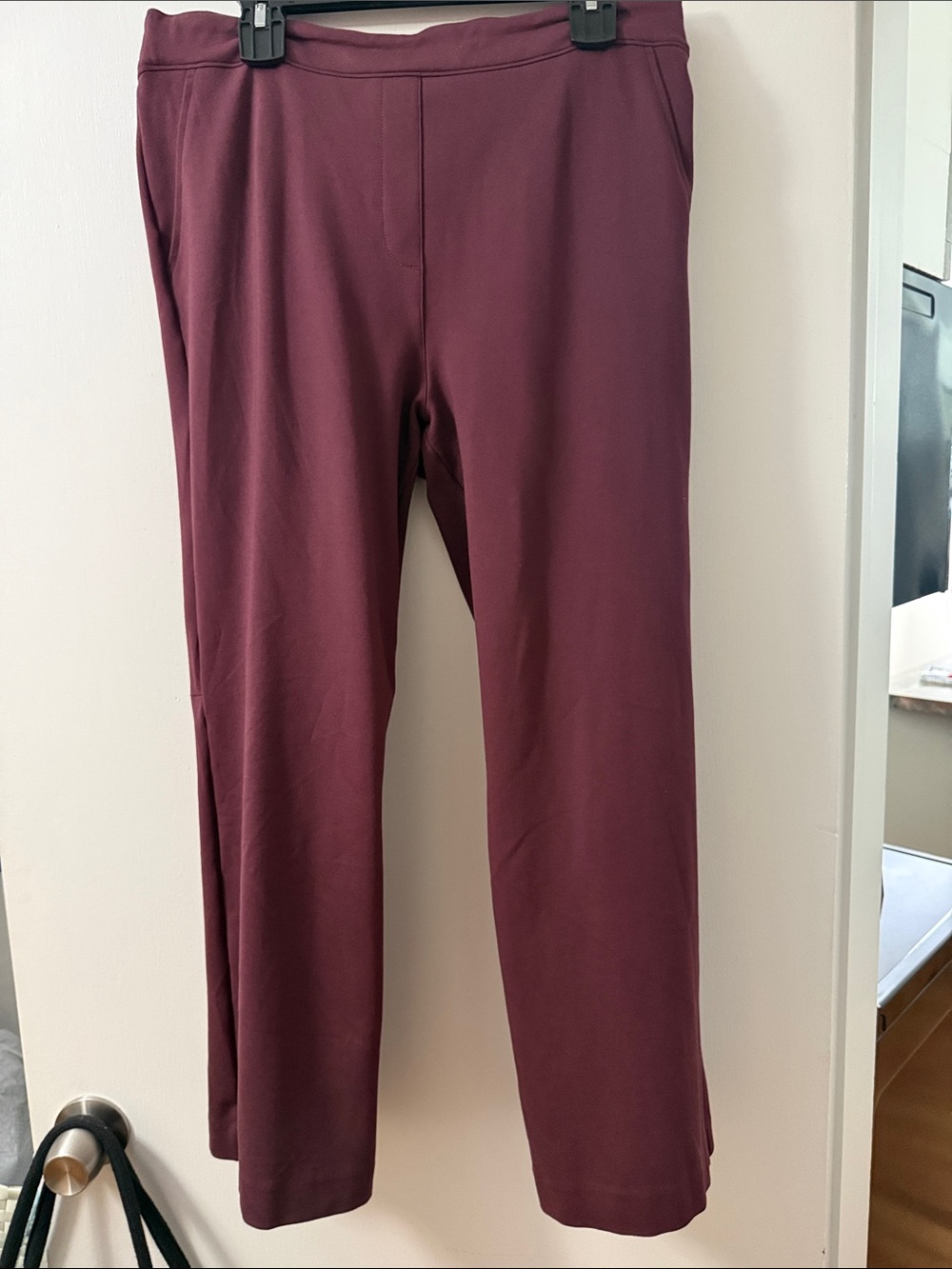 Spanx Ponte Kick Flare Ponte Pants Wine Red Stretch Pull-On Pants
